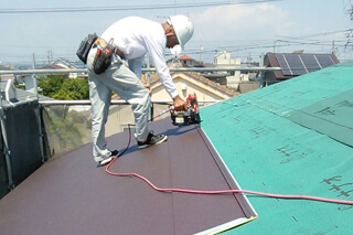 屋根の張替えイメージ